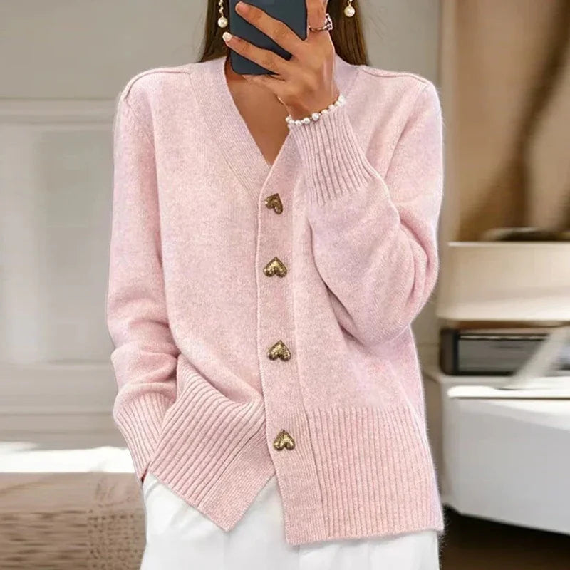 Grace - Cardigan Boutons en Cœur Élégant
