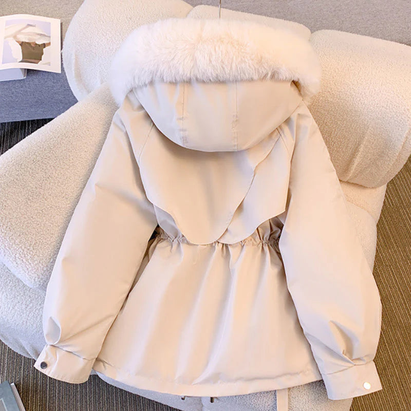 Lou - Krásna Elegantná Zimná Parka